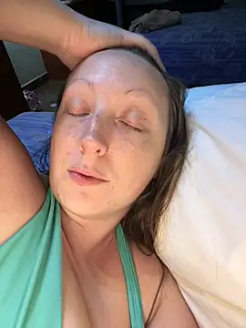 Snapshot of allnaturalmermaid chatting on December 16, 2025, 5:01 am allnaturalmermaid online show from December 16, 2025, 5:01 am