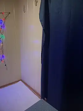 Snapshot of allnaturalmermaid chatting on December 17, 2025, 11:00 pm allnaturalmermaid online show from December 17, 2025, 11:00 pm