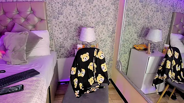 Clohe Bell online show from January 14, 2026, 9:31 pm