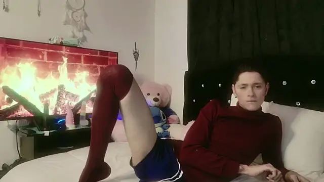 Tyler cat online show from October 28, 2025, 11:14 am