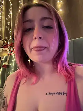 KellyMoors online show from January 12, 2026, 1:55 am