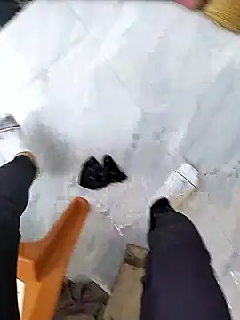 Lili 2love online show from December 19, 2025, 1:01 am