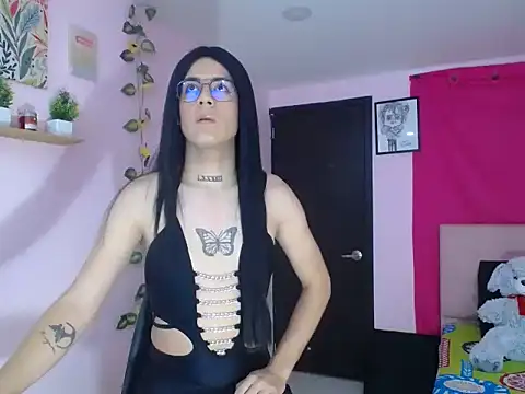 Snapshot of verodivinequeen_ chatting on October 9, 2025, 9:57 pm verodivinequeen  online show from October 9, 2025, 9:57 pm