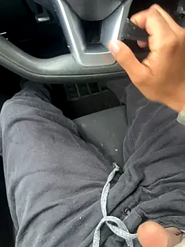 ayrtonmen online show from October 22, 2025, 1:22 pm