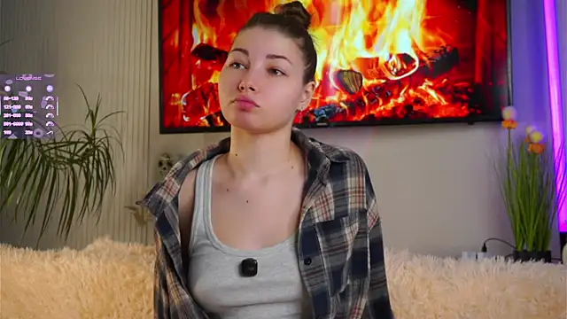 Snapshot of BrittGupton chatting on April 5, 2026, 2:31 am BrittGupton online show from April 5, 2026, 2:31 am