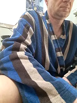 Snapshot of Vintermelon2 chatting on March 1, 2026, 6:59 am Vintermelon2 online show from March 1, 2026, 6:59 am