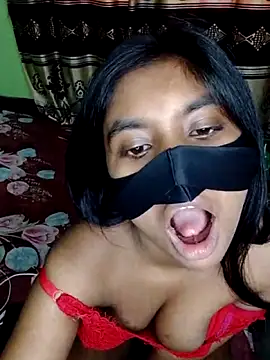 hottywife-03 online show from May 10, 2026, 1:11 am