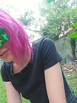 lonely Cosplay chick online show from April 15, 2026, 6:53 am