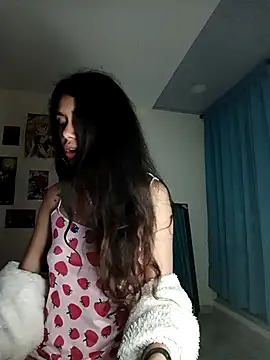 caramel doll   online show from October 11, 2025, 2:55 am