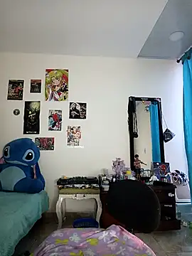 caramel doll   online show from November 12, 2025, 10:20 pm