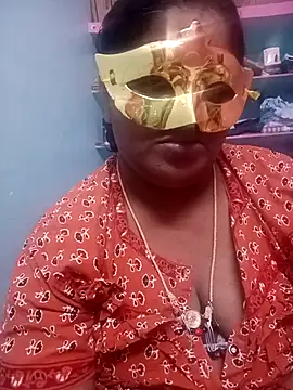 Snapshot of supcpl chatting on November 8, 2025, 5:45 pm supcpl online show from November 8, 2025, 5:45 pm