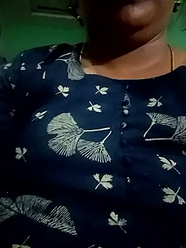 Snapshot of supcpl chatting on January 8, 2026, 4:53 pm supcpl online show from January 8, 2026, 4:53 pm