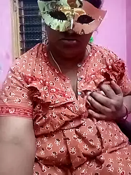 Snapshot of supcpl chatting on January 13, 2026, 5:18 pm supcpl online show from January 13, 2026, 5:18 pm