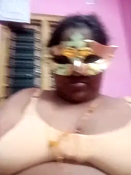 Snapshot of supcpl chatting on February 1, 2026, 6:06 pm supcpl online show from February 1, 2026, 6:06 pm