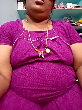 Snapshot of supcpl chatting on February 20, 2026, 6:52 pm supcpl online show from February 20, 2026, 6:52 pm