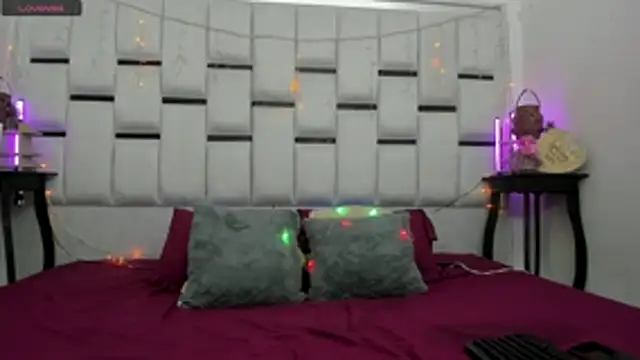 saaracoleman online show from December 5, 2025, 8:49 pm