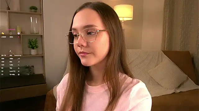 Snapshot of SweetSaraPie chatting on January 8, 2026, 6:10 pm SweetSaraPie online show from January 8, 2026, 6:10 pm