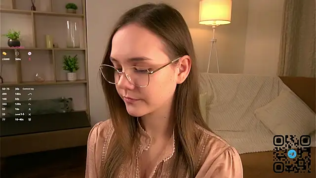 Snapshot of SweetSaraPie chatting on January 10, 2026, 5:37 pm SweetSaraPie online show from January 10, 2026, 5:37 pm