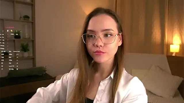 Snapshot of SweetSaraPie chatting on March 1, 2026, 6:10 pm SweetSaraPie online show from March 1, 2026, 6:10 pm