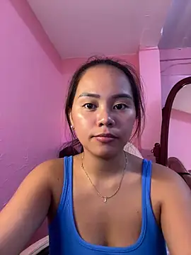 Snapshot of Funtasee_Andi chatting on May 18, 2026, 8:36 pm Funtasee Andi online show from May 18, 2026, 8:36 pm