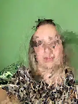 KristyFlowerX online show from October 8, 2025, 12:14 pm