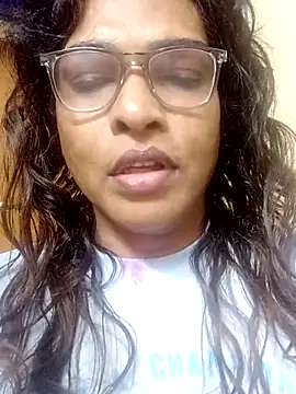 Snapshot of anjalibhovii chatting on October 3, 2025, 6:27 pm anjalibhovii online show from October 3, 2025, 6:27 pm