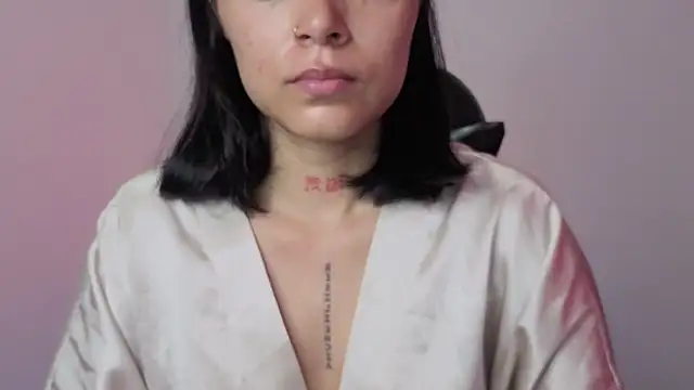 Qadeshoficial online show from April 2, 2026, 12:14 pm