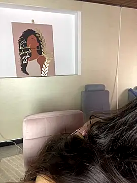 Snapshot of KyliePink_ chatting on October 24, 2025, 8:38 pm KyliePink  online show from October 24, 2025, 8:38 pm