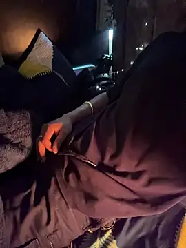 Ujjwallkumar0069 online show from February 18, 2026, 5:14 am