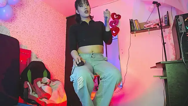 Snapshot of altair_w chatting on October 11, 2025, 9:02 pm altair w online show from October 11, 2025, 9:02 pm