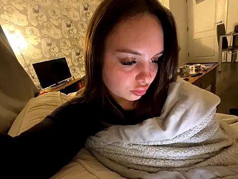 EllaStarrxxx online show from October 10, 2025, 1:15 am