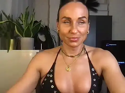 GluteQueenE online show from January 15, 2026, 8:56 pm