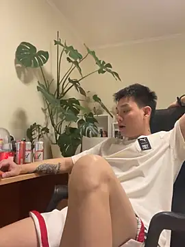 latava online show from October 14, 2025, 5:47 pm