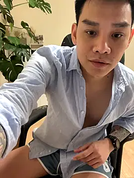 latava online show from October 30, 2025, 3:57 pm