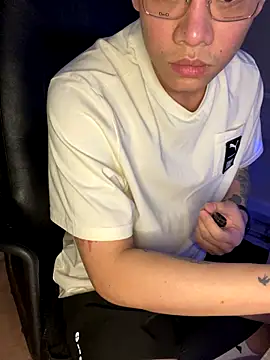 latava online show from December 21, 2025, 6:15 pm