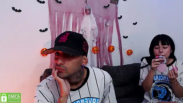 sombralovers online show from October 13, 2025, 2:50 pm