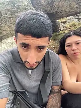 sofiandnick smith online show from December 13, 2025, 8:14 pm