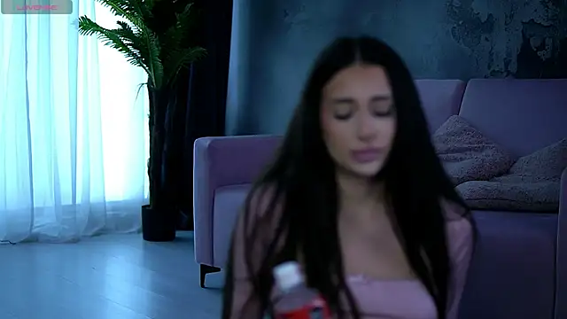 Snapshot of AlishaSkye chatting on January 18, 2026, 4:16 am AlishaSkye online show from January 18, 2026, 4:16 am