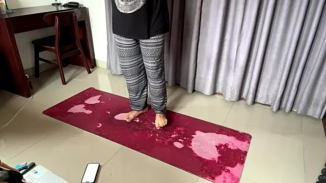 Snapshot of mrmaxiy chatting on January 6, 2026, 8:40 am mrmaxiy online show from January 6, 2026, 8:40 am