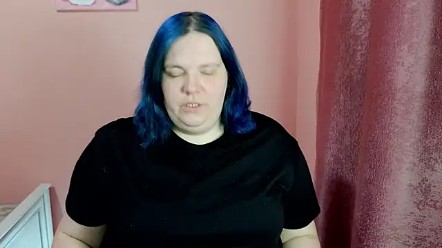  alexandra ray  online show from May 18, 2026, 10:54 am