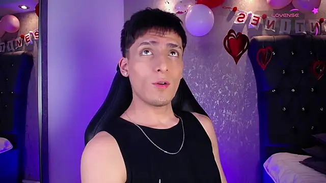 Snapshot of MateoMitchell chatting on February 13, 2026, 4:30 am MateoMitchell online show from February 13, 2026, 4:30 am