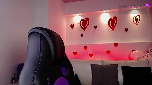 Snapshot of MateoMitchell chatting on February 19, 2026, 4:08 am MateoMitchell online show from February 19, 2026, 4:08 am