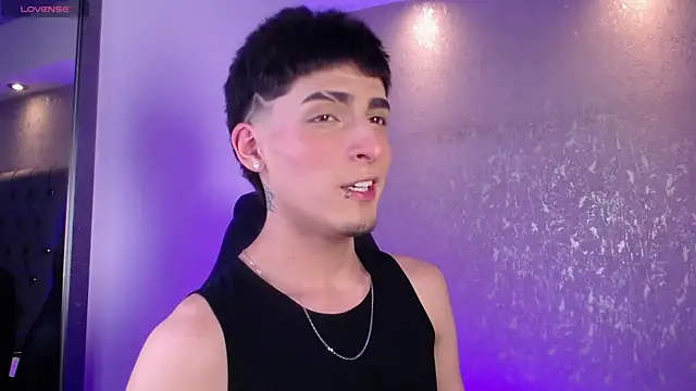 MateoMitchell online show from April 9, 2026, 3:39 am