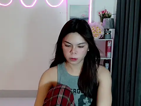 buttycamillex online show from February 24, 2026, 6:39 pm