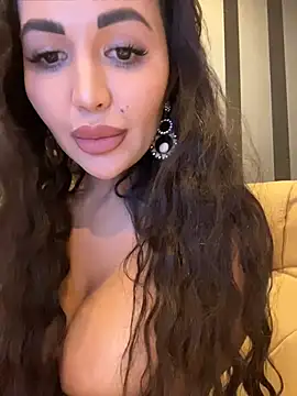 ANGELIKA7741 online show from May 31, 2026, 6:09 pm