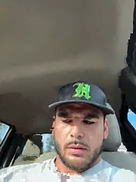 Snapshot of Leeeek23 chatting on March 20, 2026, 5:40 pm Leeeek23 online show from March 20, 2026, 5:40 pm