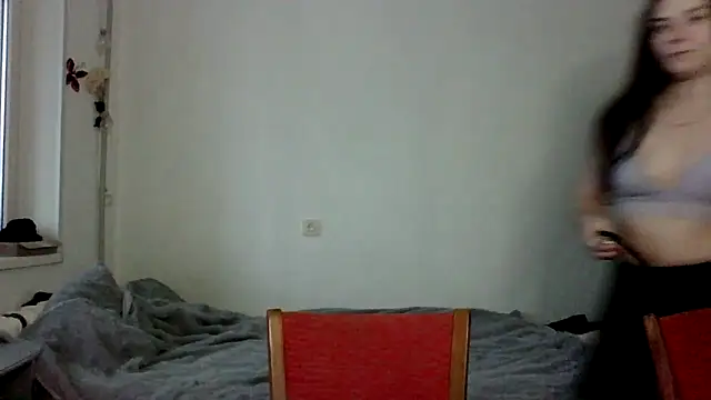 Twolatte1520 online show from December 4, 2025, 12:36 pm