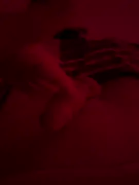 nieonixpeek19 online show from December 4, 2025, 8:39 pm