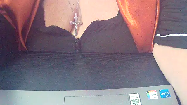 Playful MILF Demi online show from November 21, 2025, 8:51 pm