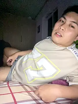 Snapshot of Zynzel chatting on October 4, 2025, 6:06 pm Zynzel online show from October 4, 2025, 6:06 pm